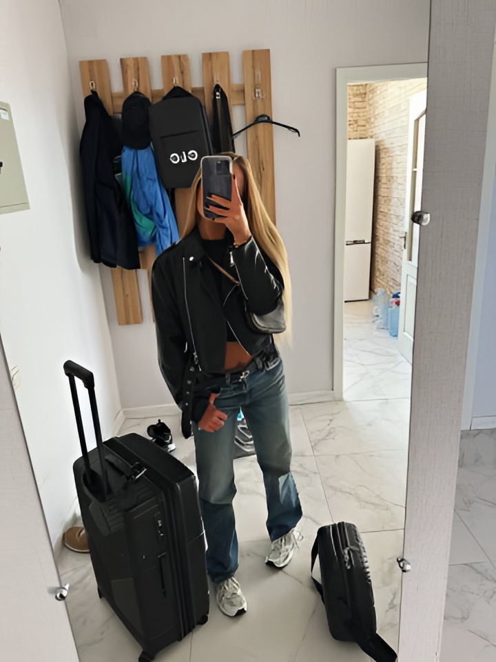 Агнесса привлекательная девушка из Усть-лабинск цена от 10000 руб