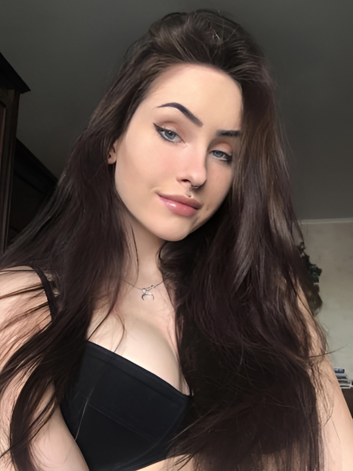 Индивидуалка Борислава, доступна для личного знакомства от 2500 руб