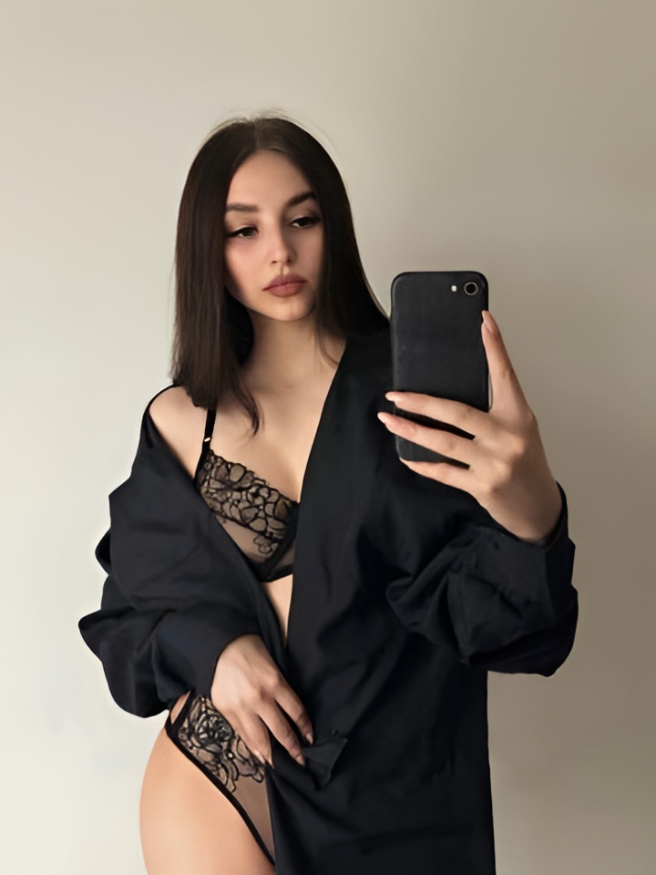 Дарина привлекательная девушка из Усть-лабинск цена от 2500 руб