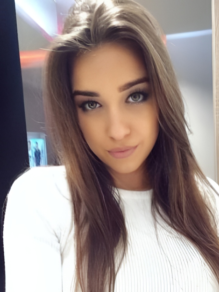 Лада привлекательная девушка из Усть-лабинск цена от 10000 руб