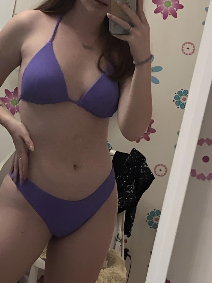 Яна привлекательная девушка из Усть-лабинск цена от 4000 руб