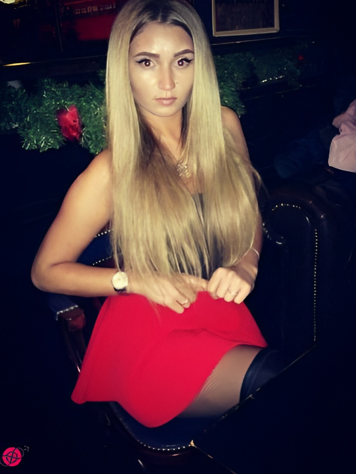 Юлия привлекательная девушка из Усть-лабинск цена от 4000 руб