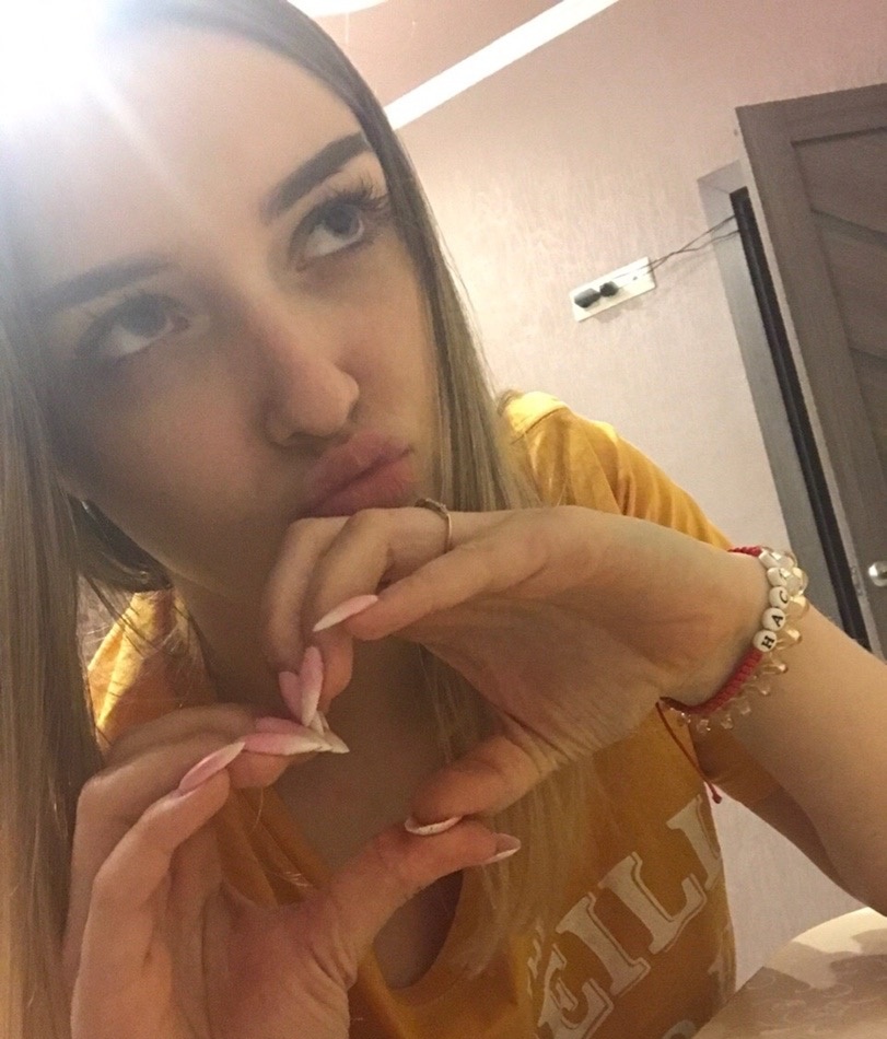 Алекса привлекательная девушка из Усть-лабинск цена от 3000 руб