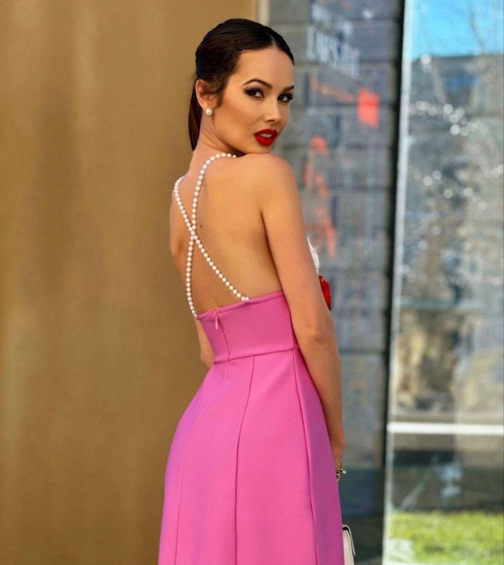 Валерия привлекательная девушка из Усть-лабинск цена от 4000 руб