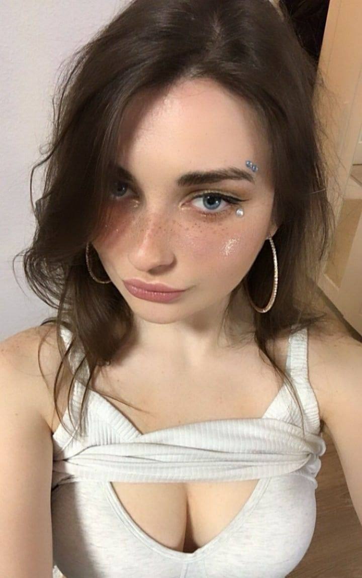 Индивидуалка Светлана, доступна для личного знакомства от 3000 руб